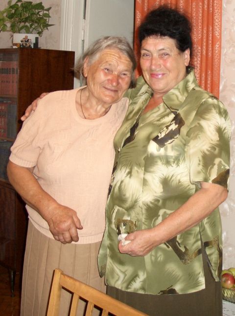 Valentina mit Jelena 2005
